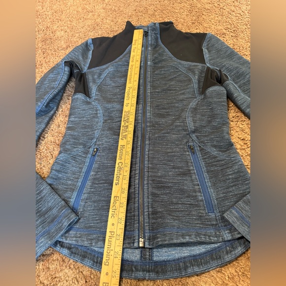 Lululemon Forme Full Zip Jacket Athletic Size 6 - Picture 2 of 6